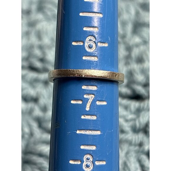 Silvertone Ring Size 6.5 Iridescent Cabochon - Picture 4 of 4